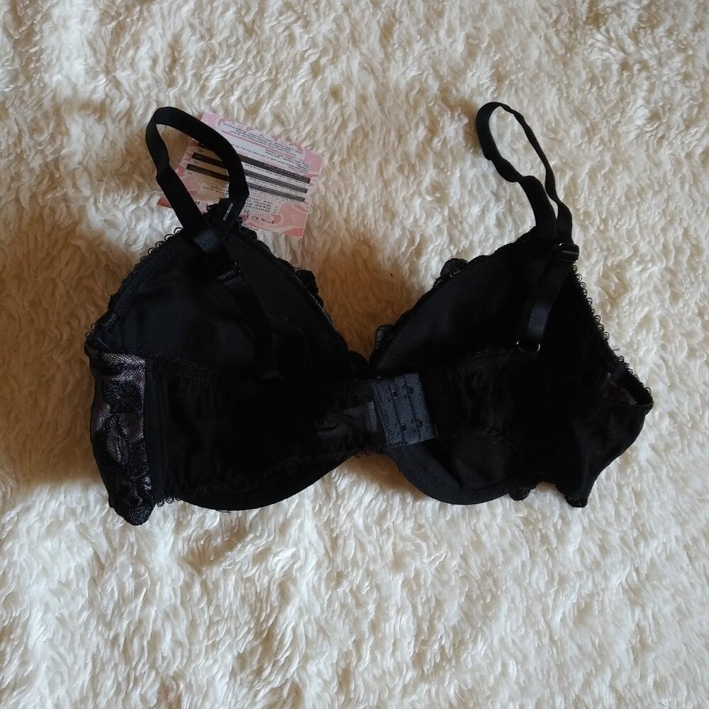 Lacy water push-up - Picture 2 of 7